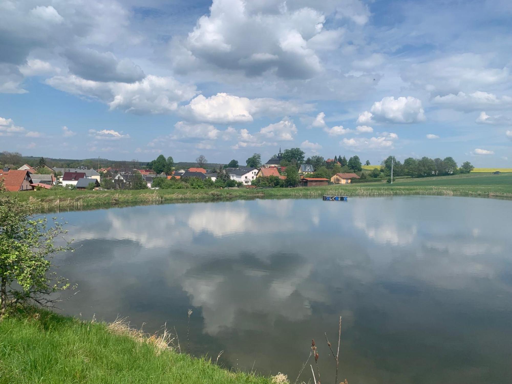 Gemuetliche Ferienwohnung In Idyllischer Lage-Auf Dem Land Dittersdorf Exteriör bild